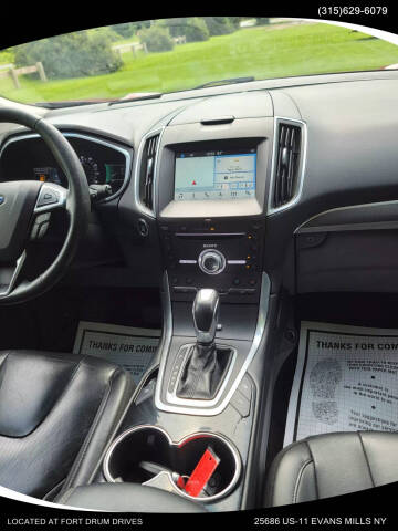 2017 Ford Edge Titanium
