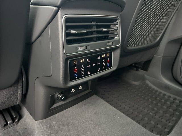 2026 Audi Q8 quattro Premium Plus 55 TFSI