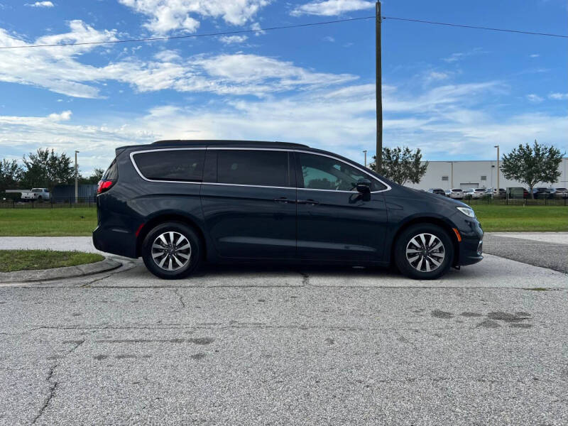 2021 Chrysler Pacifica Hybrid Touring