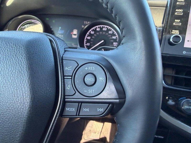 2022 Toyota Camry Hybrid XSE