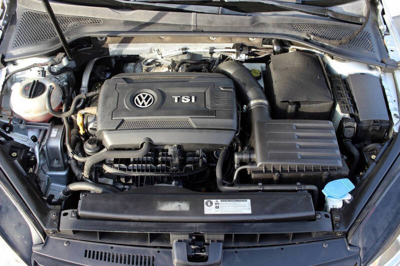 2017 Volkswagen Golf GTI S
