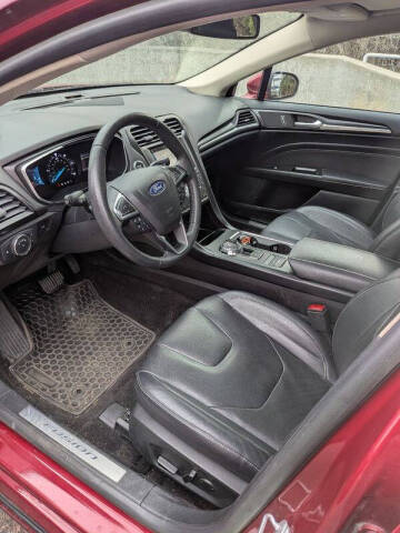 2019 Ford Fusion Hybrid Titanium