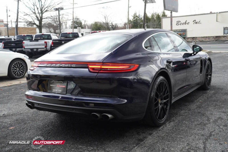 2017 Porsche Panamera 4S