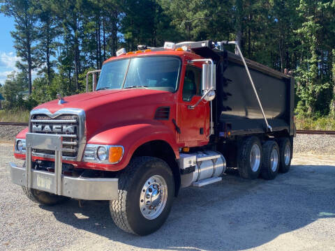 2005 Mack Tri Axle Dump Truck