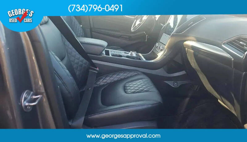 2024 Ford Edge Titanium