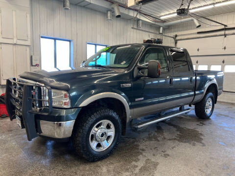 2006 Ford F-350 Super Duty for sale at Sand's Auto Sales in Cambridge MN