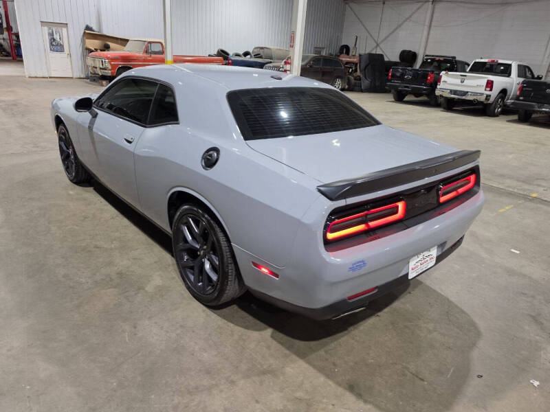2021 Dodge Challenger SXT