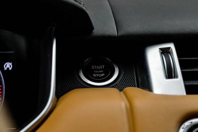 2020 Land Rover Range Rover Sport SVR