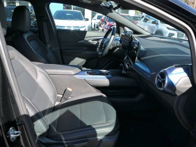 2024 Chevrolet Equinox EV LT