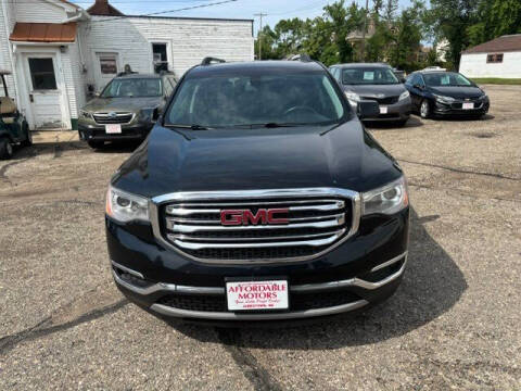 2017 GMC Acadia SLE-2