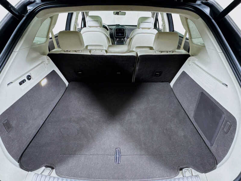 2019 Lincoln Nautilus Black Label