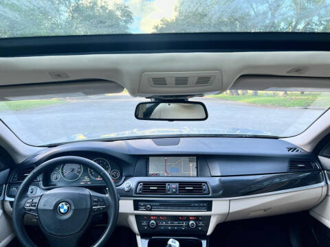 2012 BMW 5 Series 528i