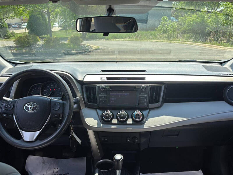 2015 Toyota RAV4 LE