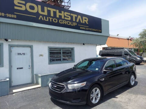 2016 Ford Taurus