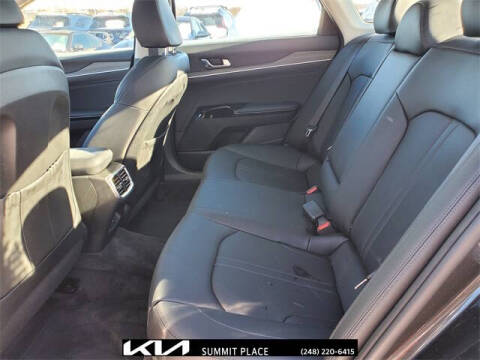 2025 Kia K5 EX