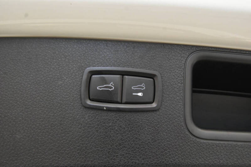 2020 Porsche Macan S