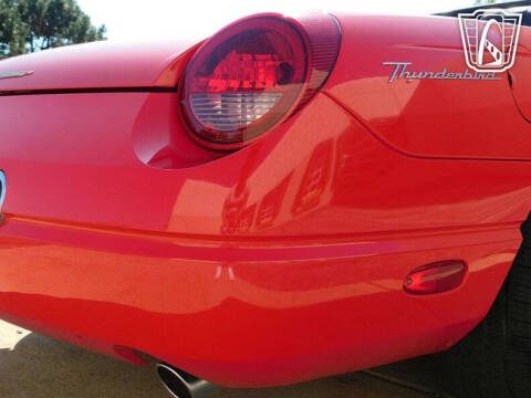 2002 Ford Thunderbird Deluxe