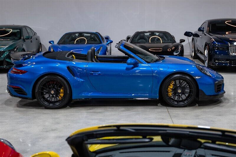 2017 Porsche 911 Turbo S