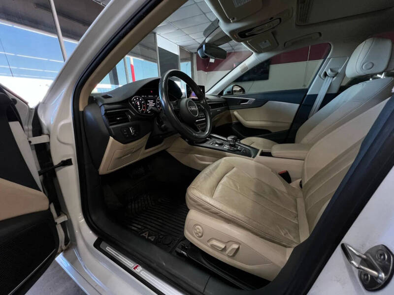 2017 Audi A4 2.0T quattro Premium Plus