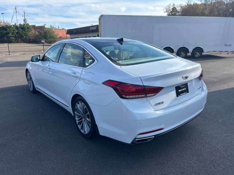 2016 Hyundai Genesis