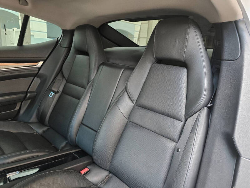 2015 Porsche Panamera S E-Hybrid