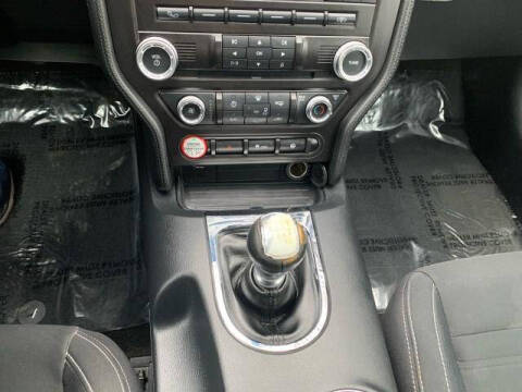 2015 Ford Mustang EcoBoost Premium