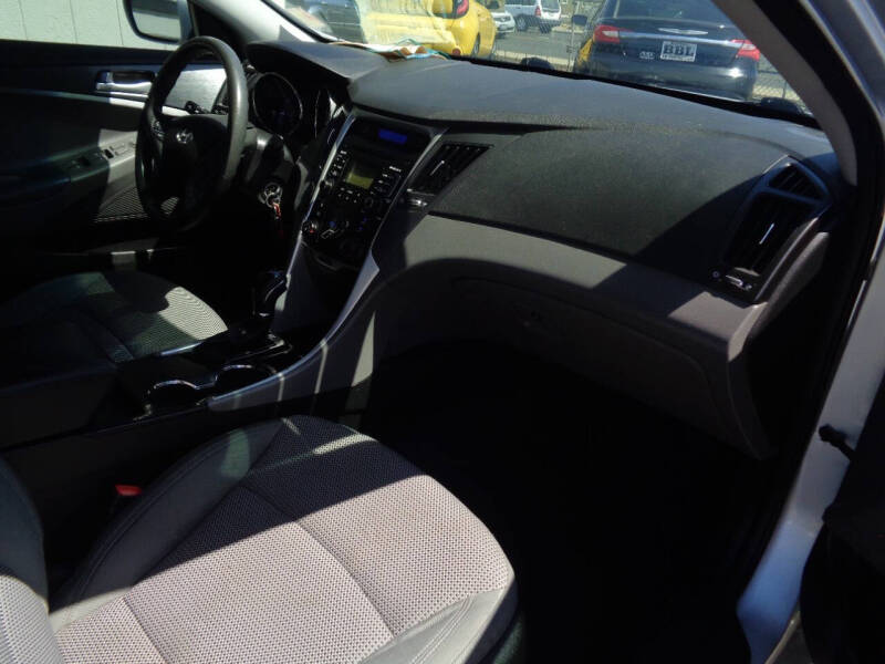 2011 Hyundai Sonata GLS