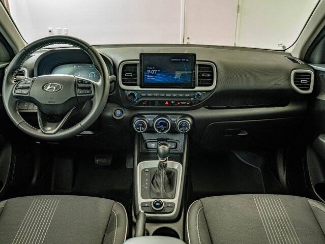 2025 Hyundai Venue Limited