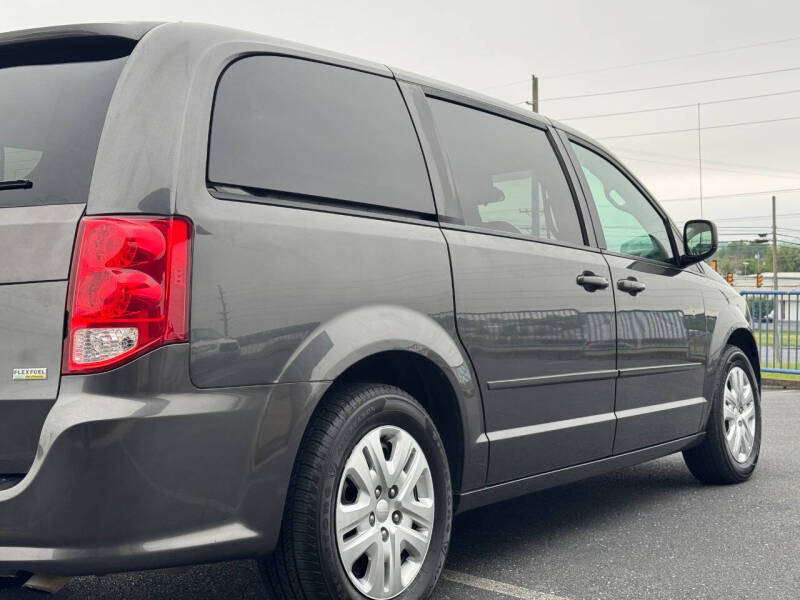2017 Dodge Grand Caravan SE
