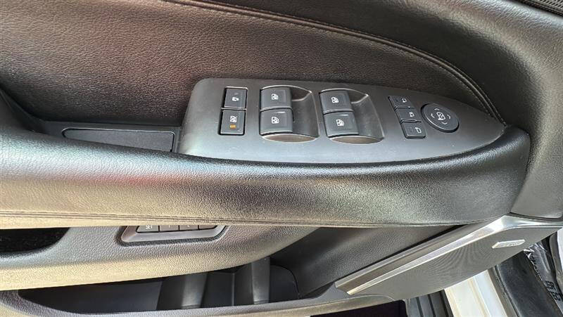 2017 Cadillac Escalade Luxury