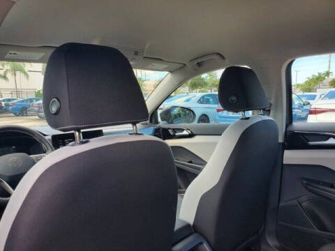 2025 Volkswagen Taos S