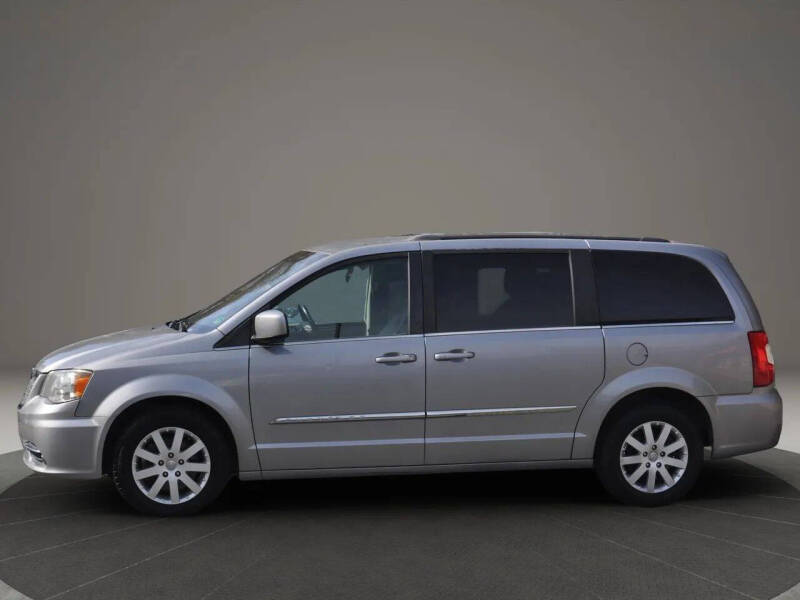 2015 Chrysler Town and Country Touring