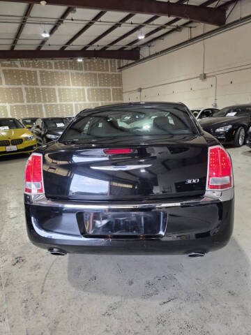 2013 Chrysler 300