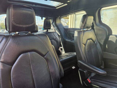 2018 Chrysler Pacifica Touring L Plus