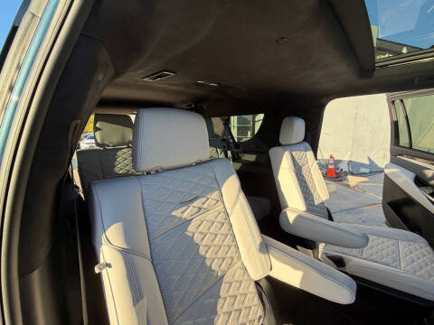 2026 Cadillac Escalade Platinum Sport