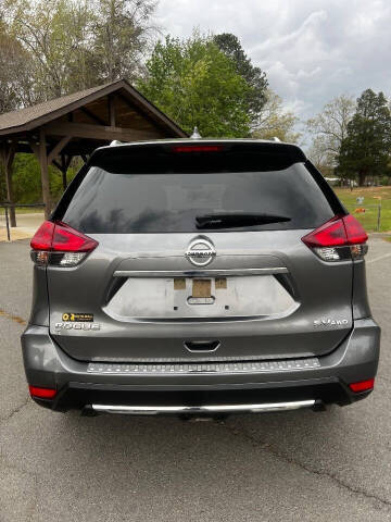 2017 Nissan Rogue SV