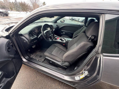 2015 Dodge Challenger SXT