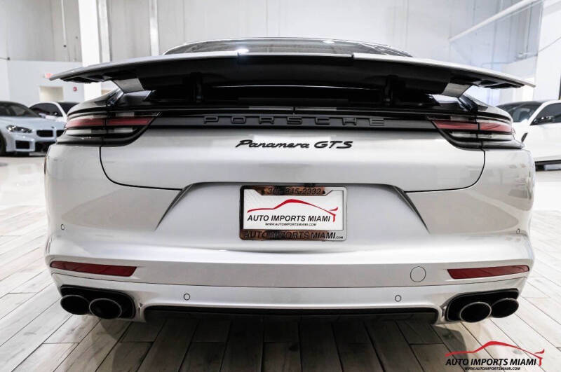 2019 Porsche Panamera GTS