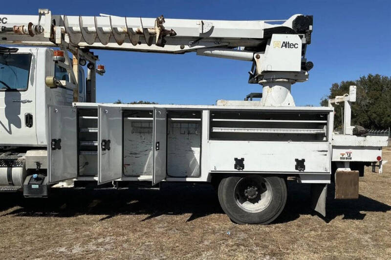 2017 International WorkStar 7300
