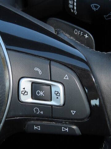 2015 Volkswagen Golf SportWagen TDI S