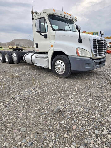 2013 Freightliner 225