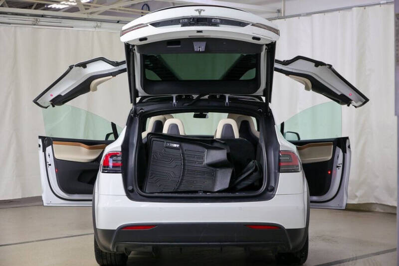 2021 Tesla Model X Performance