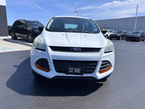 2014 Ford Escape S