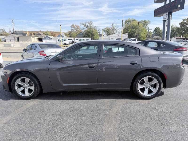 2017 Dodge Charger SXT
