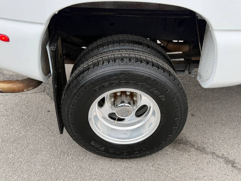 2002 Chevrolet Silverado 3500 LS