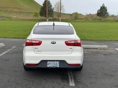 2016 Kia Rio LX