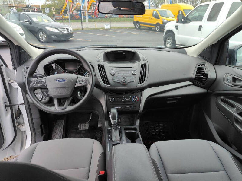 2017 Ford Escape S