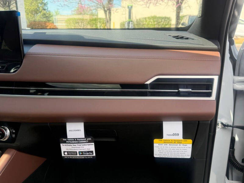 2026 Mitsubishi Outlander SEL