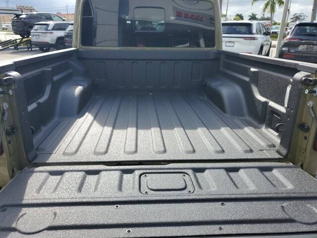 2025 Jeep Gladiator High Tide