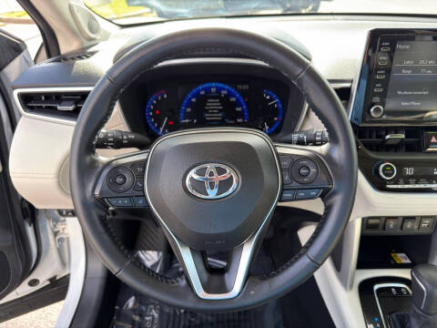 2022 Toyota Corolla Cross XLE